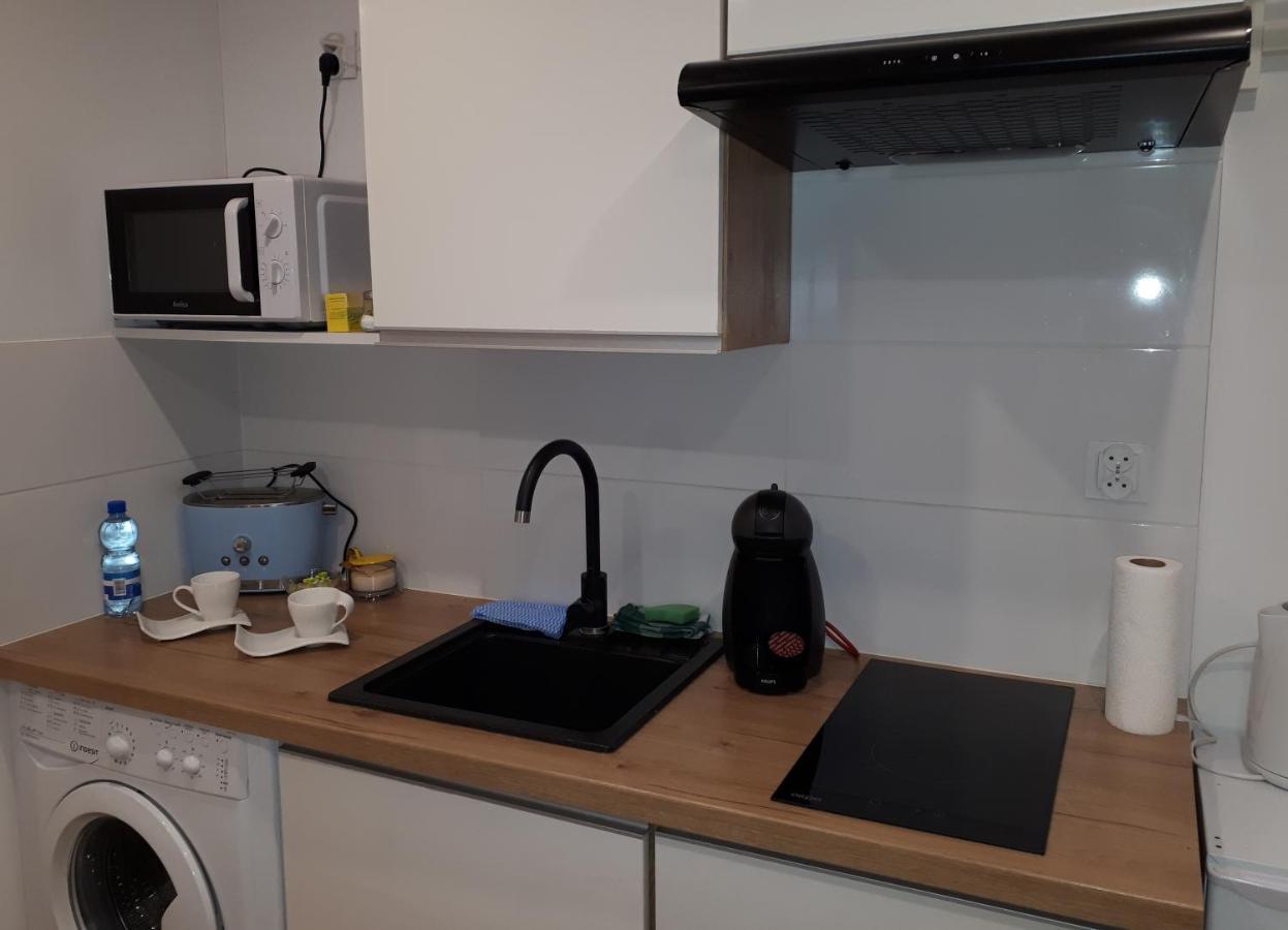 كيلتشي Apartamenty Centrum Panoramiczna Mala Dwojka Swan Labedz Promenada Klimatyzacja Lodowa المظهر الخارجي الصورة