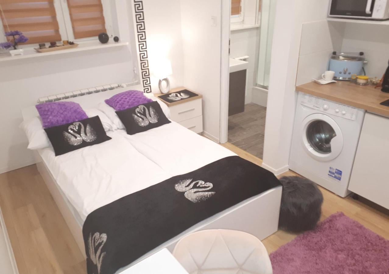 كيلتشي Apartamenty Centrum Panoramiczna Mala Dwojka Swan Labedz Promenada Klimatyzacja Lodowa المظهر الخارجي الصورة